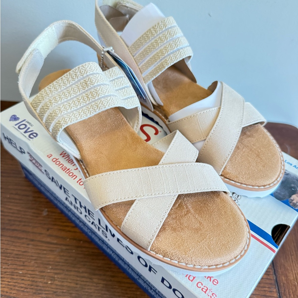 Skechers Bobs Desert Kiss sandals wedge tan 7 NEW - Picture 2 of 7